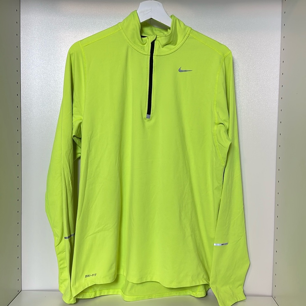 NIKE DRI-FIT Half-Zip Running Top - Men’s Size M
